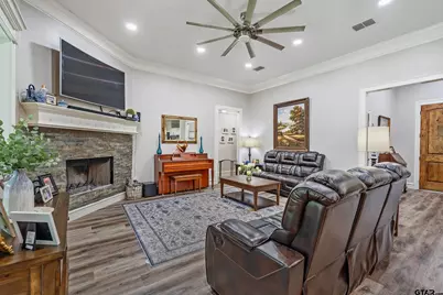 113 Stuart St, Arp, TX 75750 - Photo 10