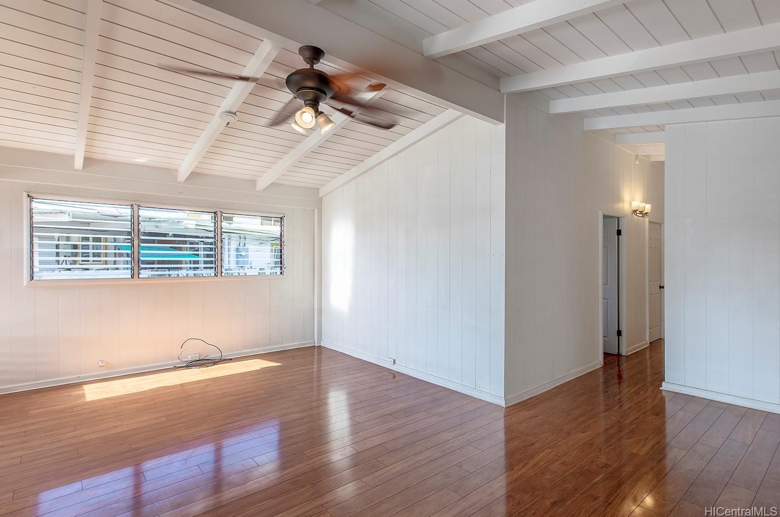 94-025 Poailani Pl, Waipahu, HI 96797-3210