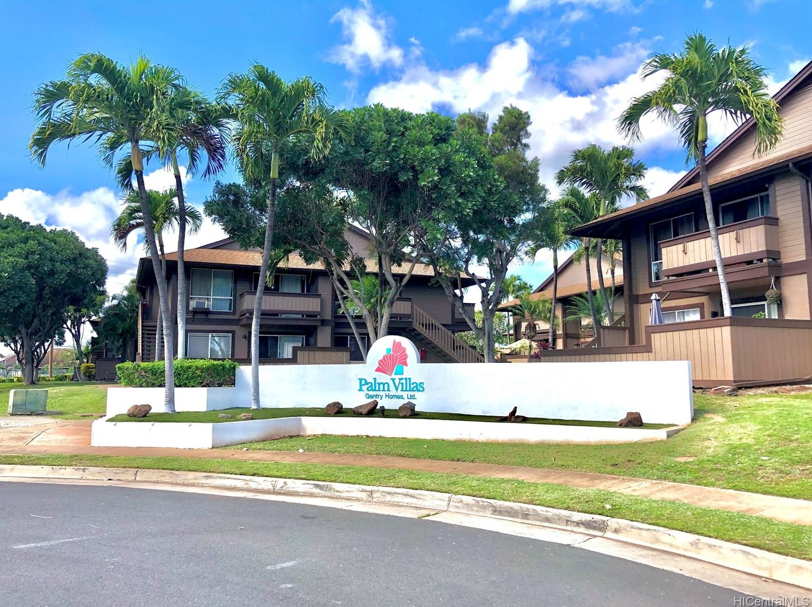 91-1135 Puamaeole St, Ewa Beach, HI 96706