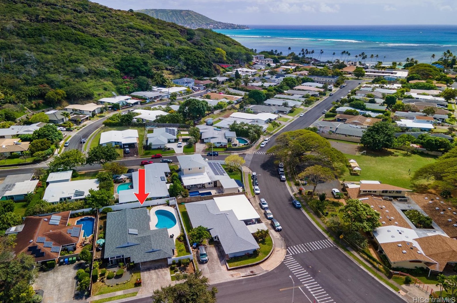 311 Puamamane St, Honolulu, HI 96821