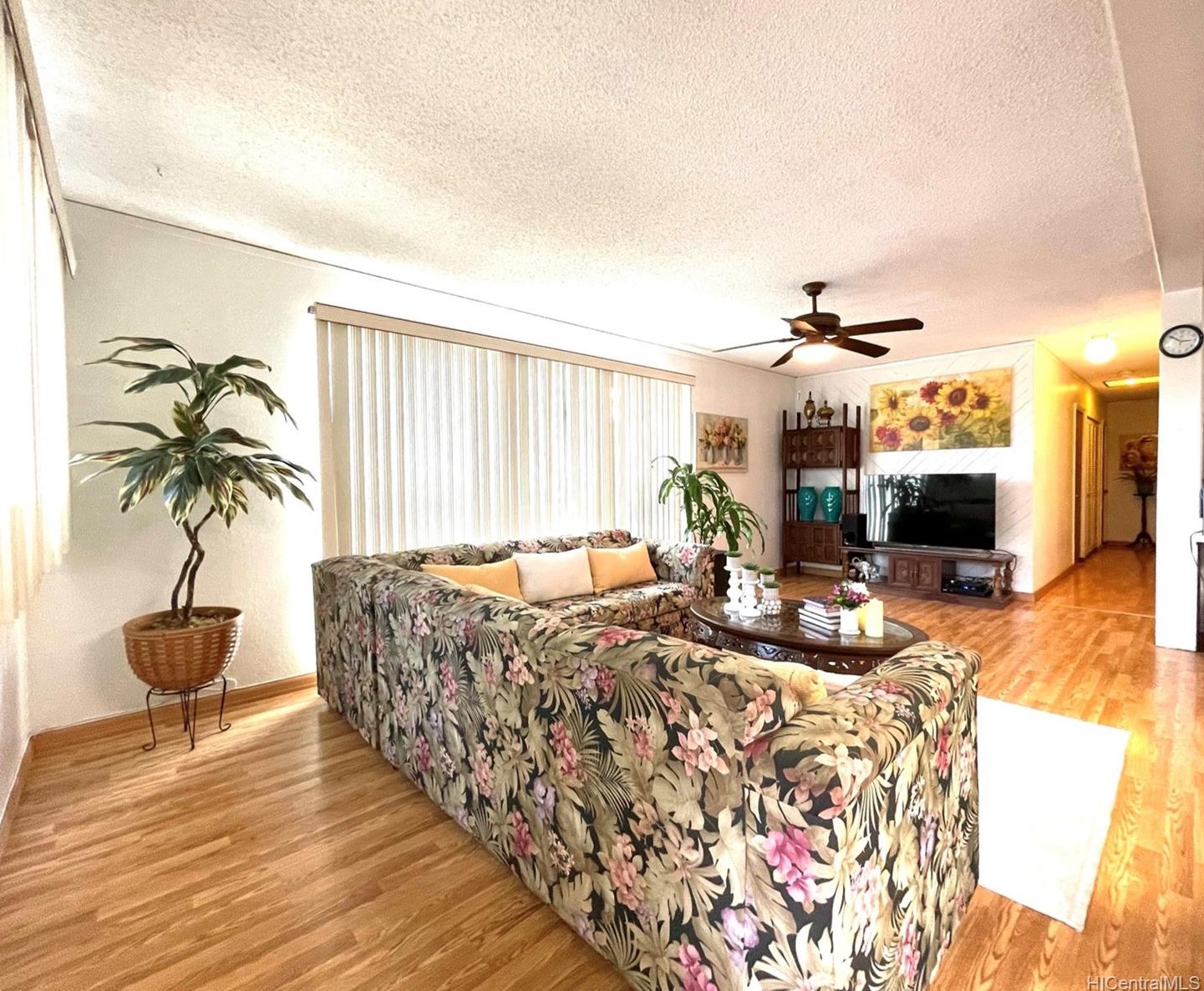 98-1282 Hoohuali Pl, Pearl City, HI 96782-3029