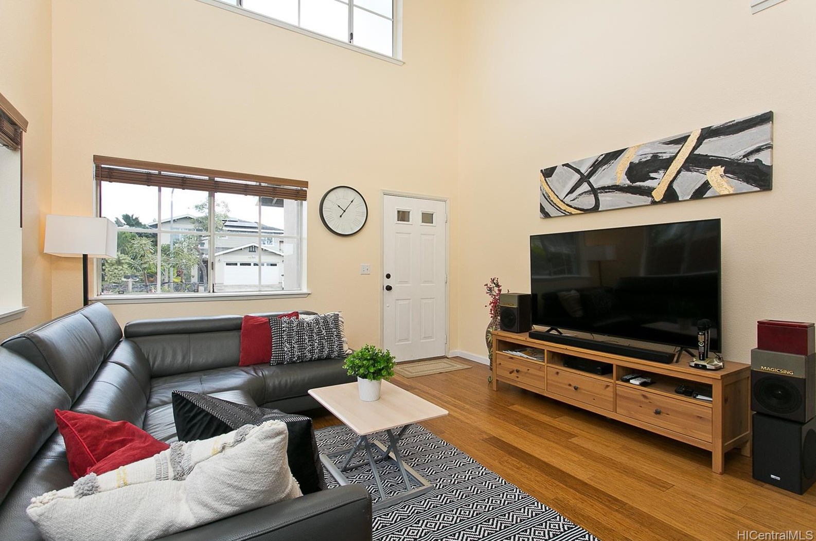 94-514 Ohapali St, Waipahu, HI 96797-2700
