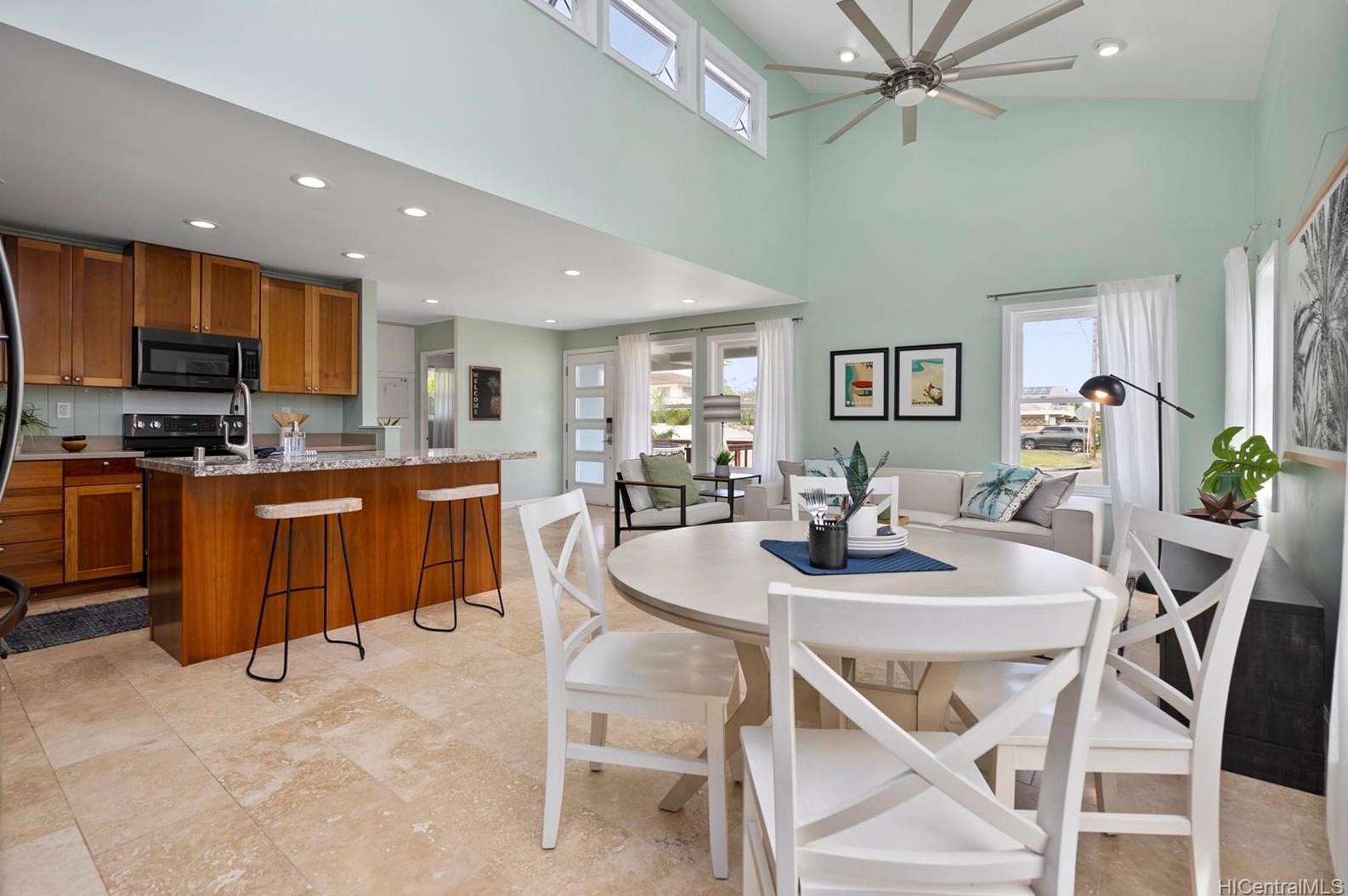 523 Kihapai St, Kailua, HI 96734-2267