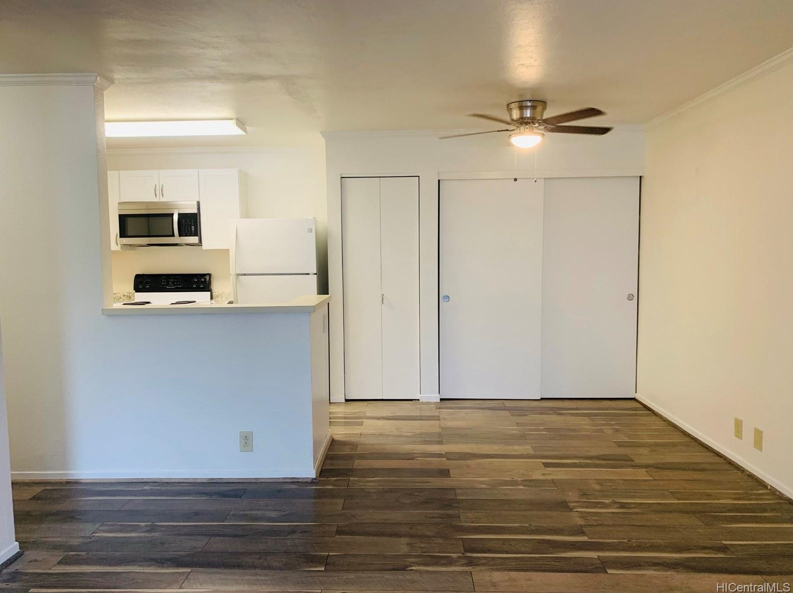 94-1481 Waipio Uka St #e106, Waipahu, HI 96797