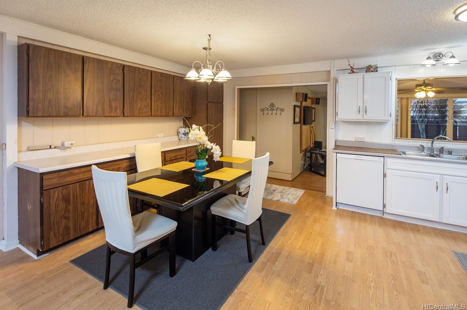 1312 Kaweloka St, Pearl City HI  96782-1939 exterior