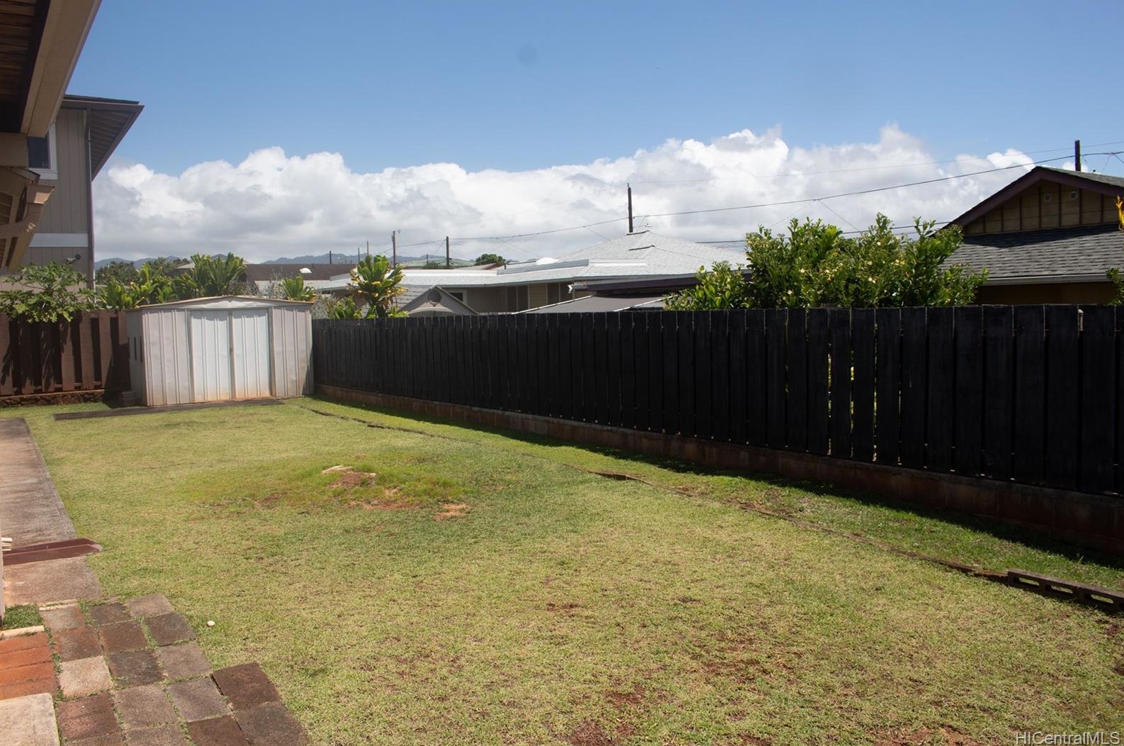1312 Kaweloka St, Pearl City HI  96782-1939 exterior