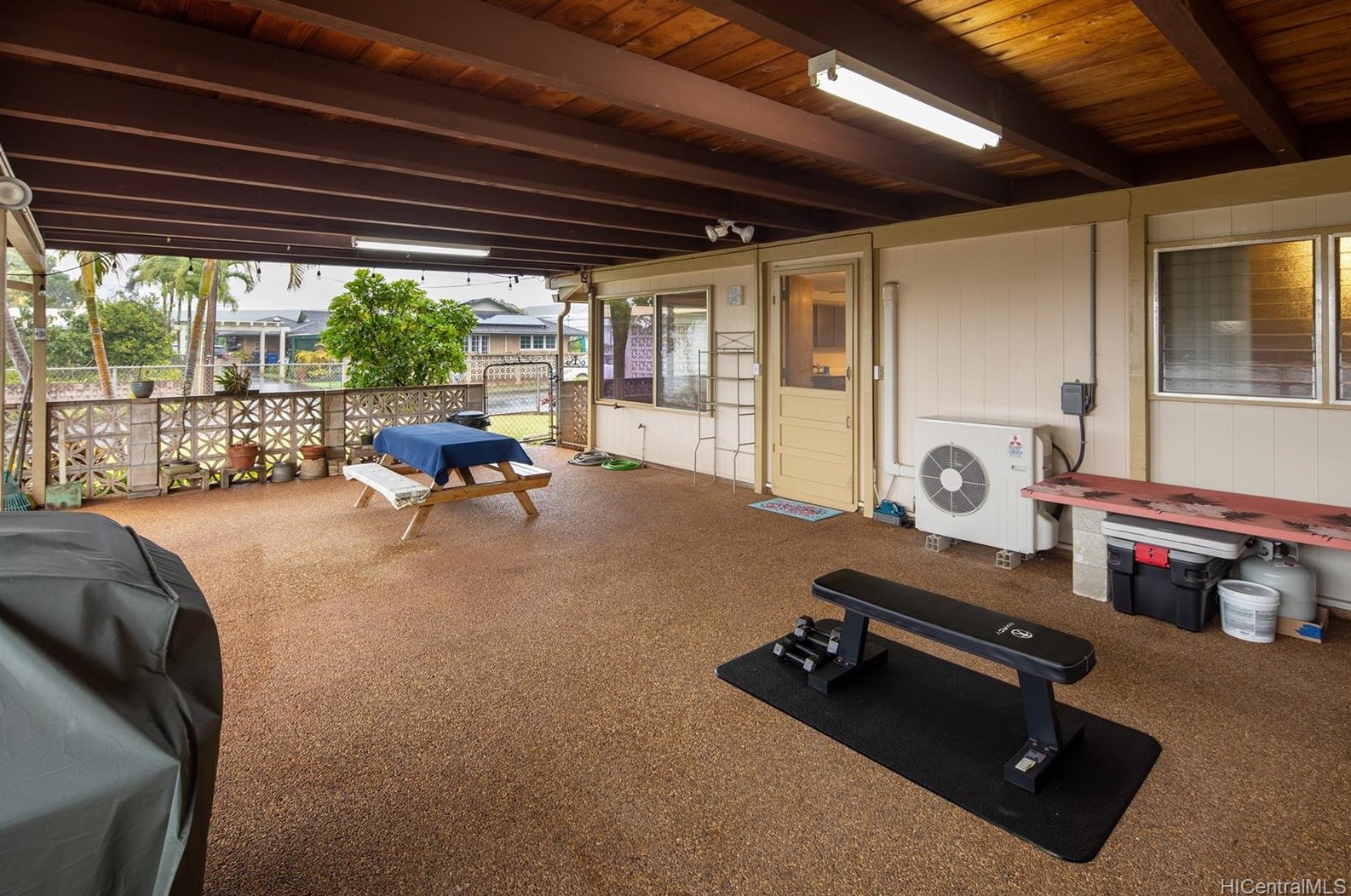 1312 Kaweloka St, Pearl City HI  96782-1939 exterior