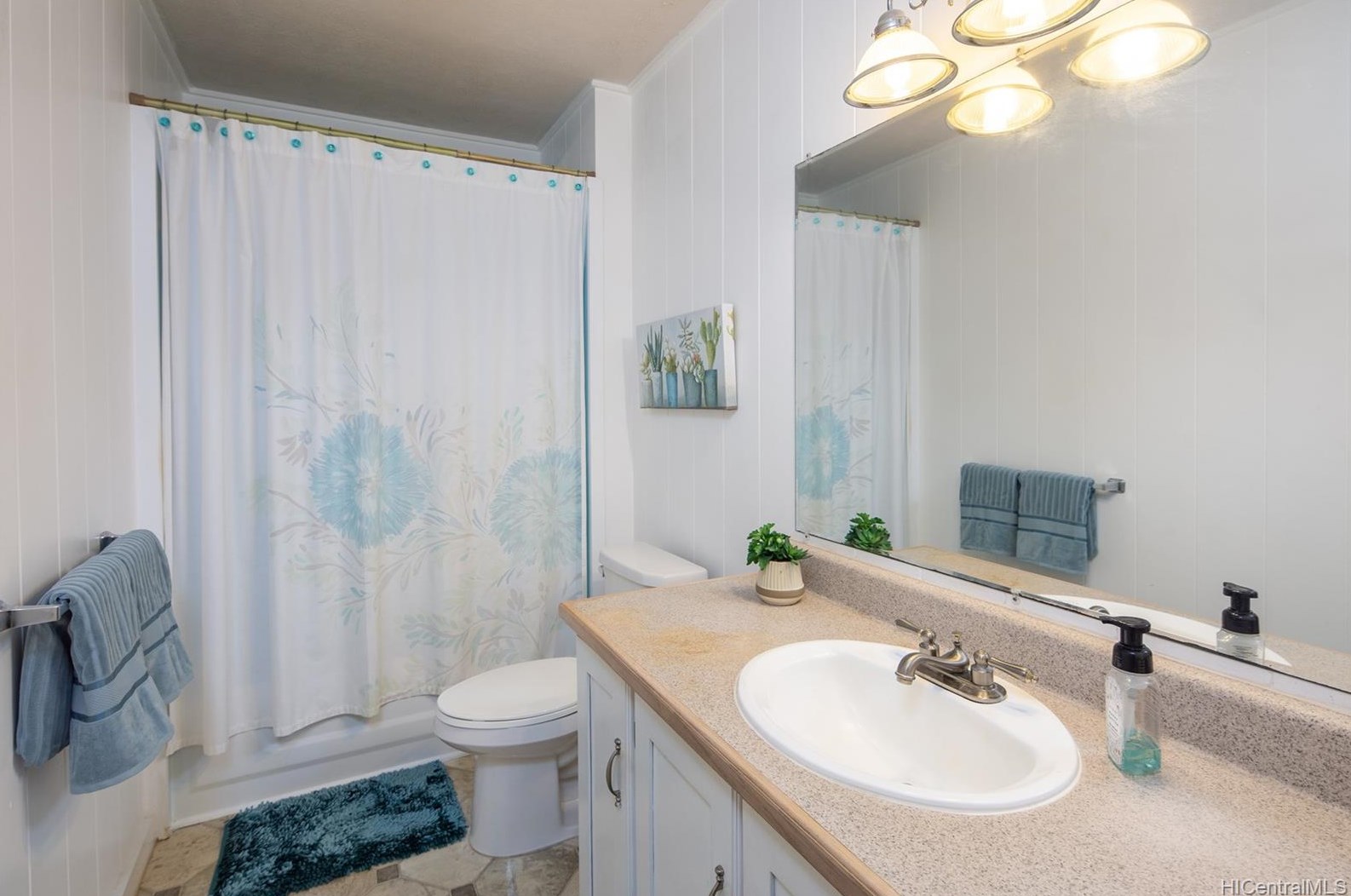 1312 Kaweloka St, Pearl City HI  96782-1939 exterior