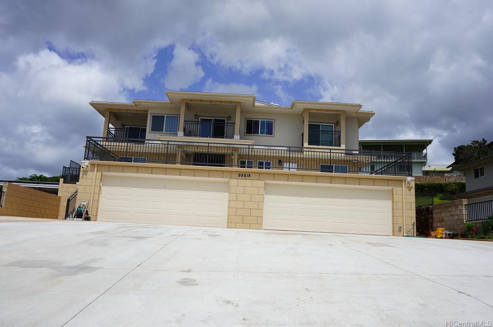 99518 Aiea Heights Dr, Aiea, HI 96701