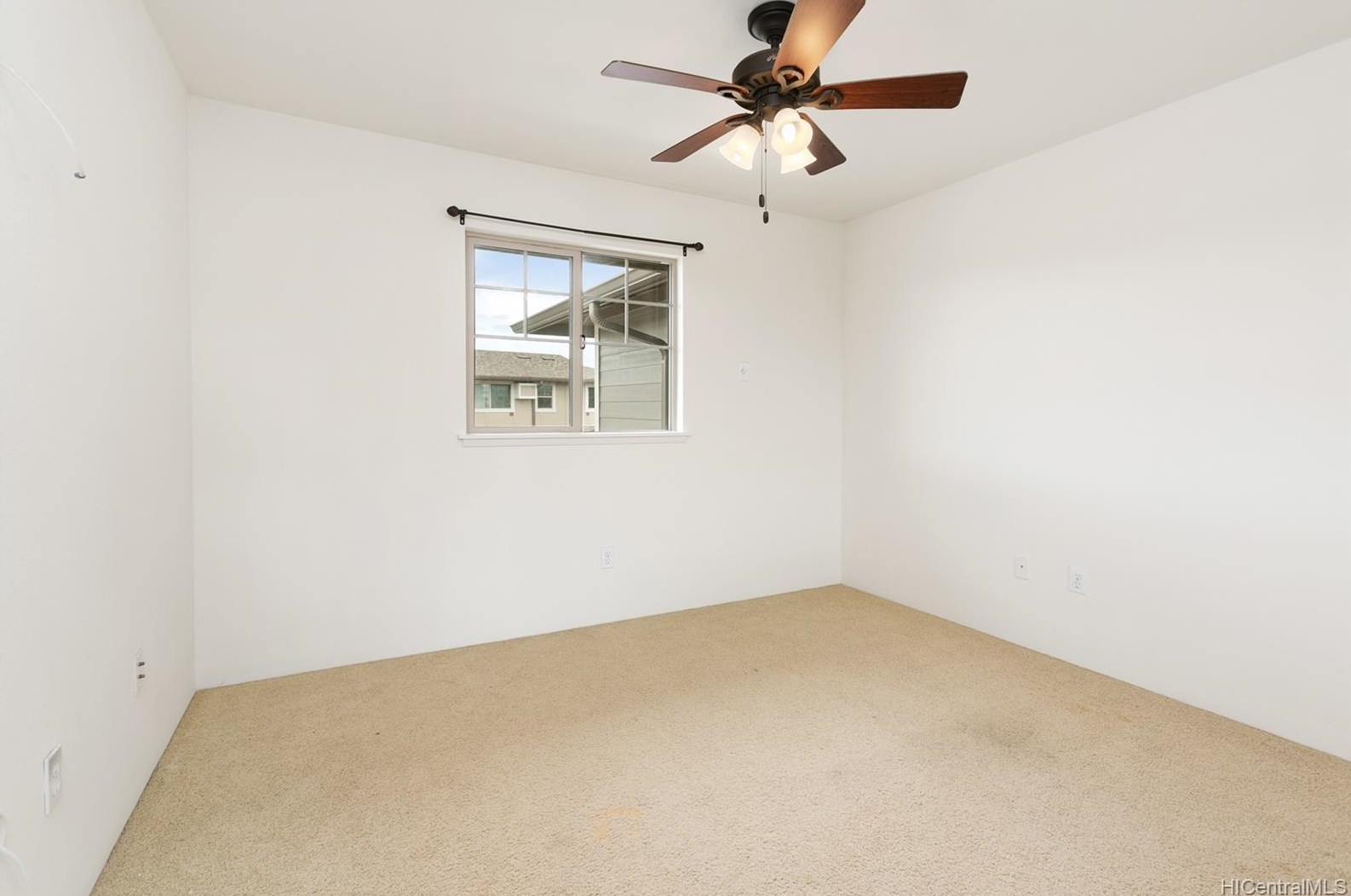 91-1259 Kamaaha Ave #105, Kapolei, HI 96707