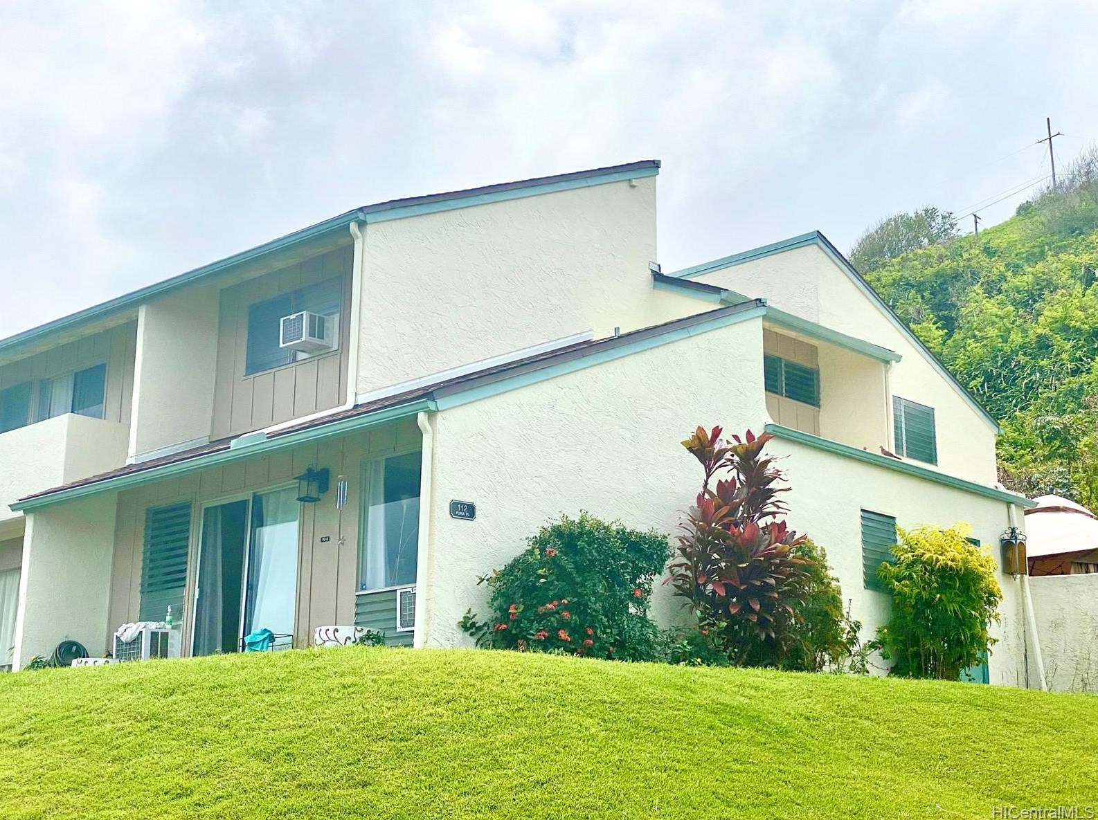 1128 Puwa Pl #308, Kailua, HI 96734