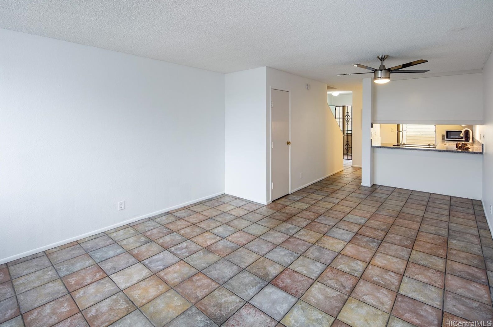 46232 Kahuhipa St #b207, Kaneohe, HI 96744