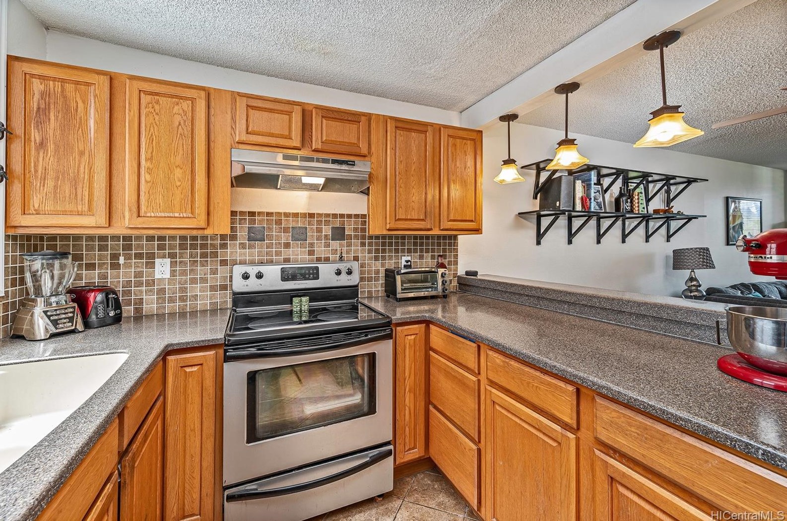 1015 Aoloa Pl #355, Kailua, HI 96734