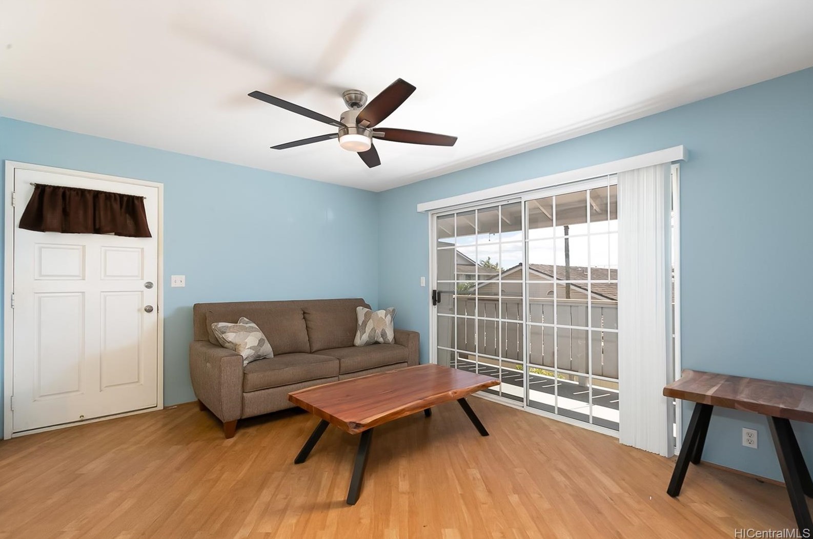 94-1059 Oli Loop #b7, Waipahu, HI 96797