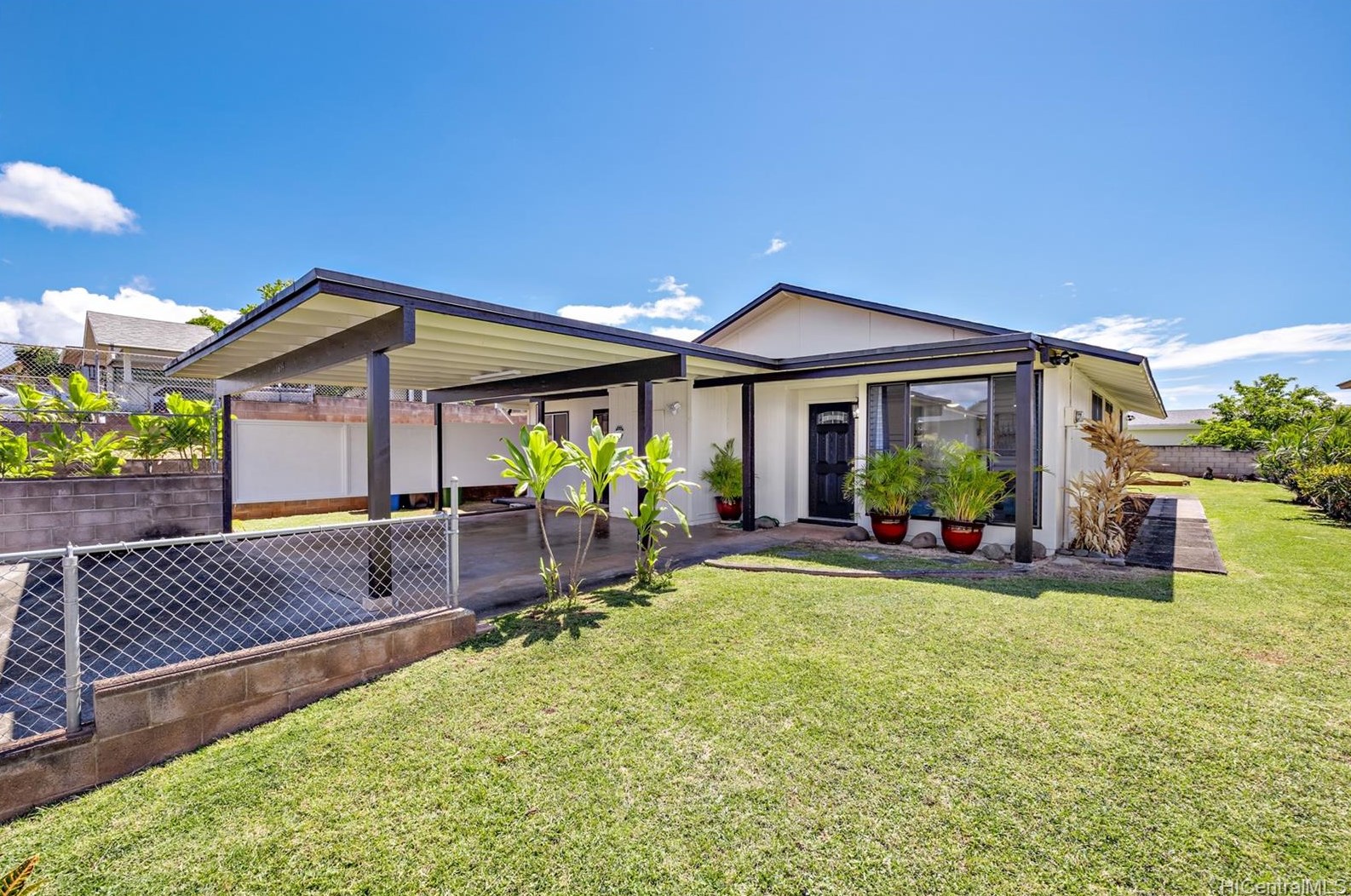 1649 Puananala St, Pearl City, HI 96782-1530