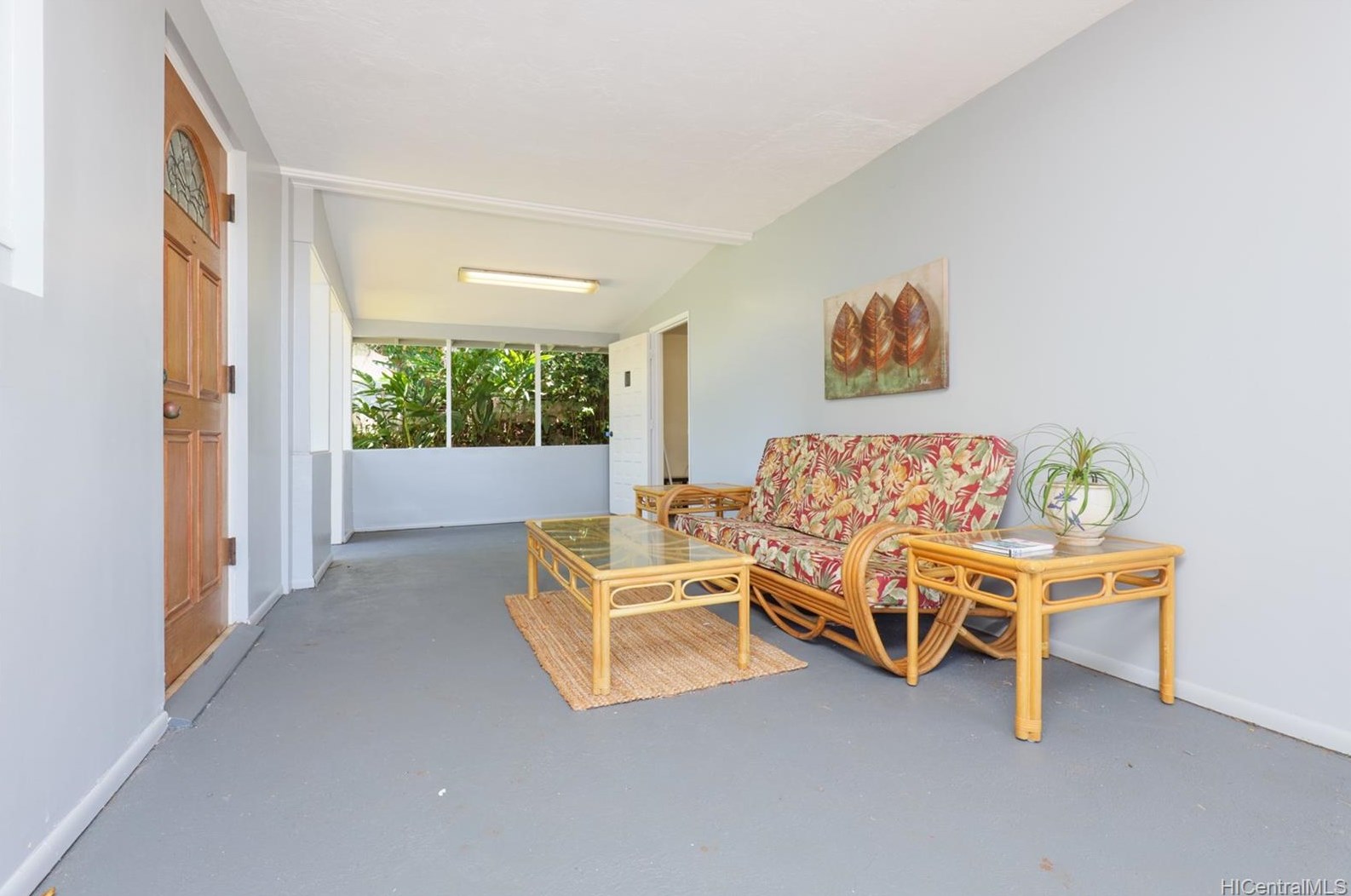 981517 Kaonohi St, Aiea, HI 96701