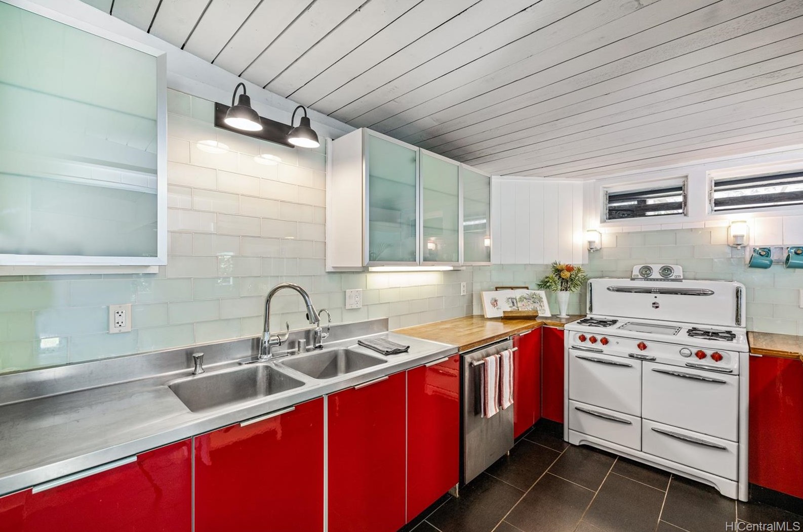 45-202 Puali Koa Pl, Kaneohe, HI 96744
