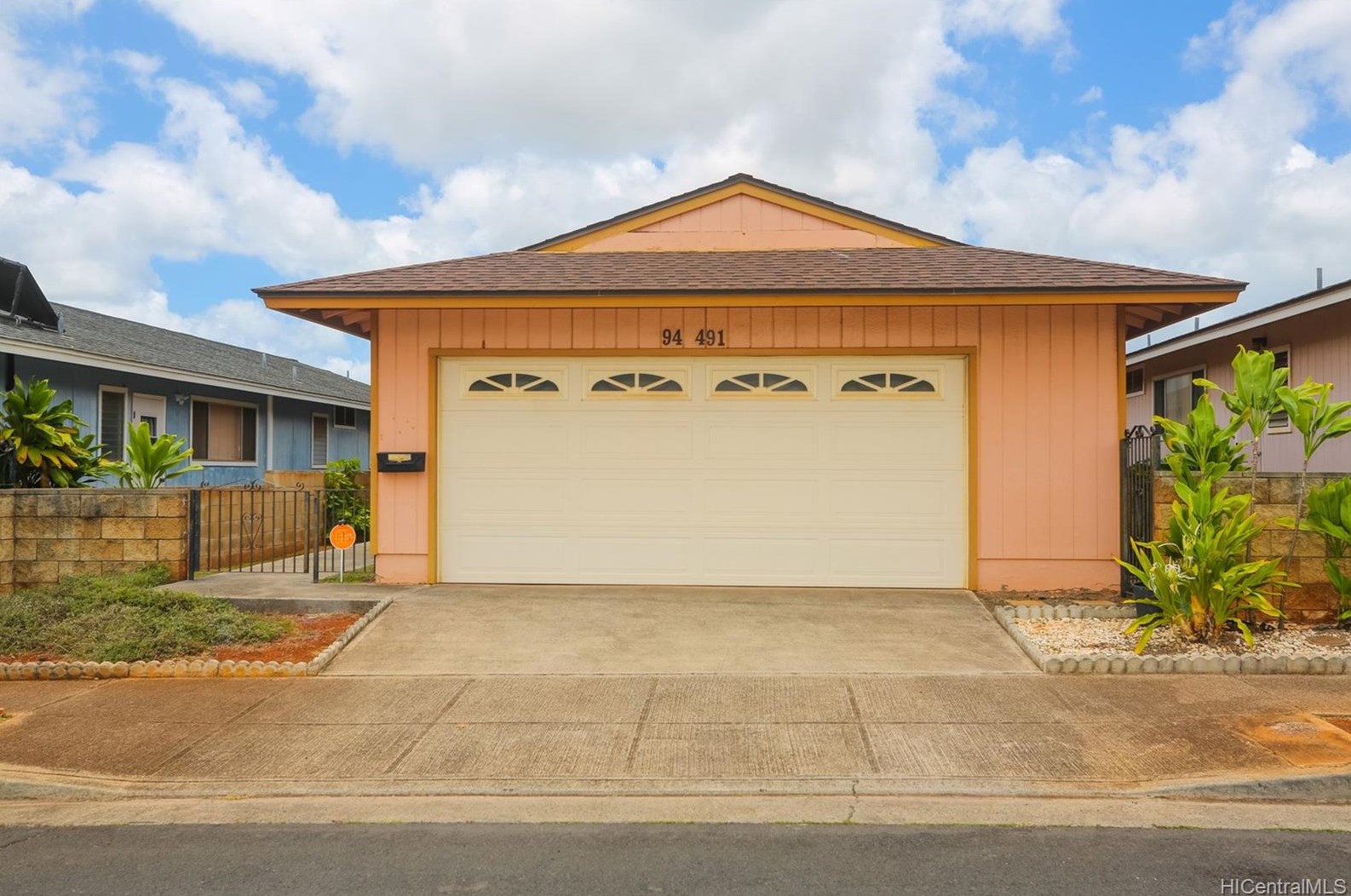 94-491 Opeha St, Waipahu, HI 96797-4513