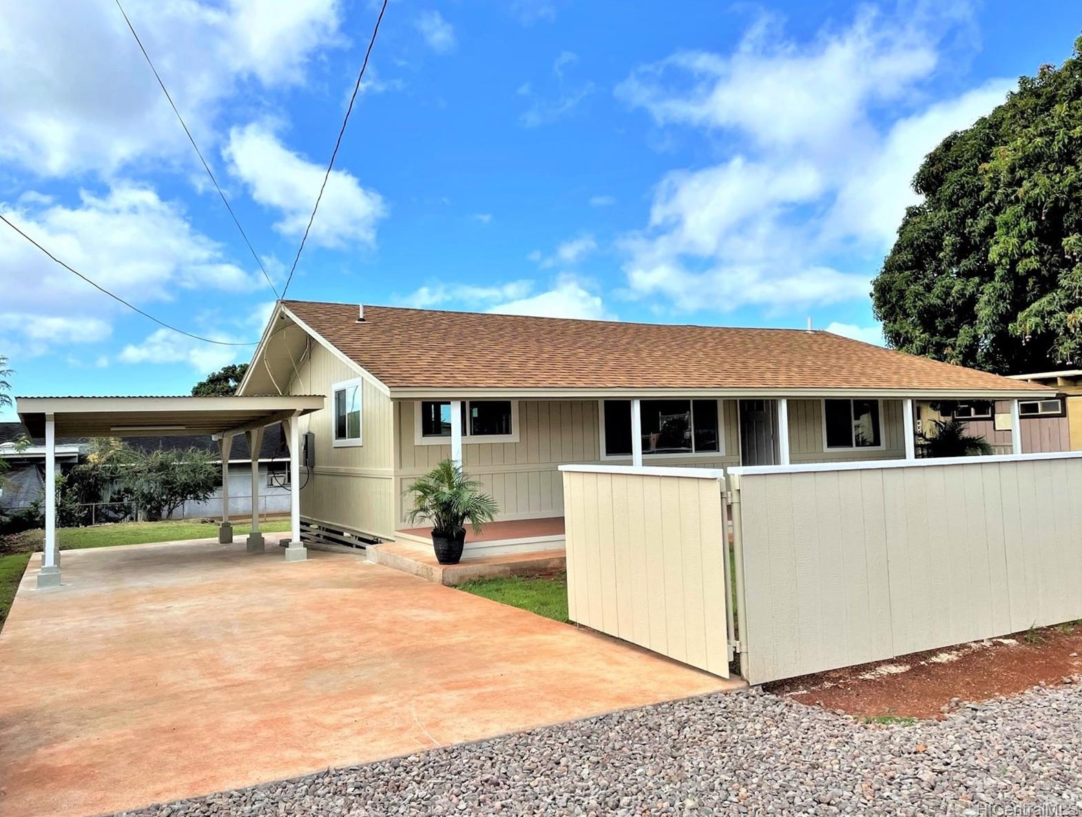 94-1107 Hiapo St, Waipahu, HI 96797