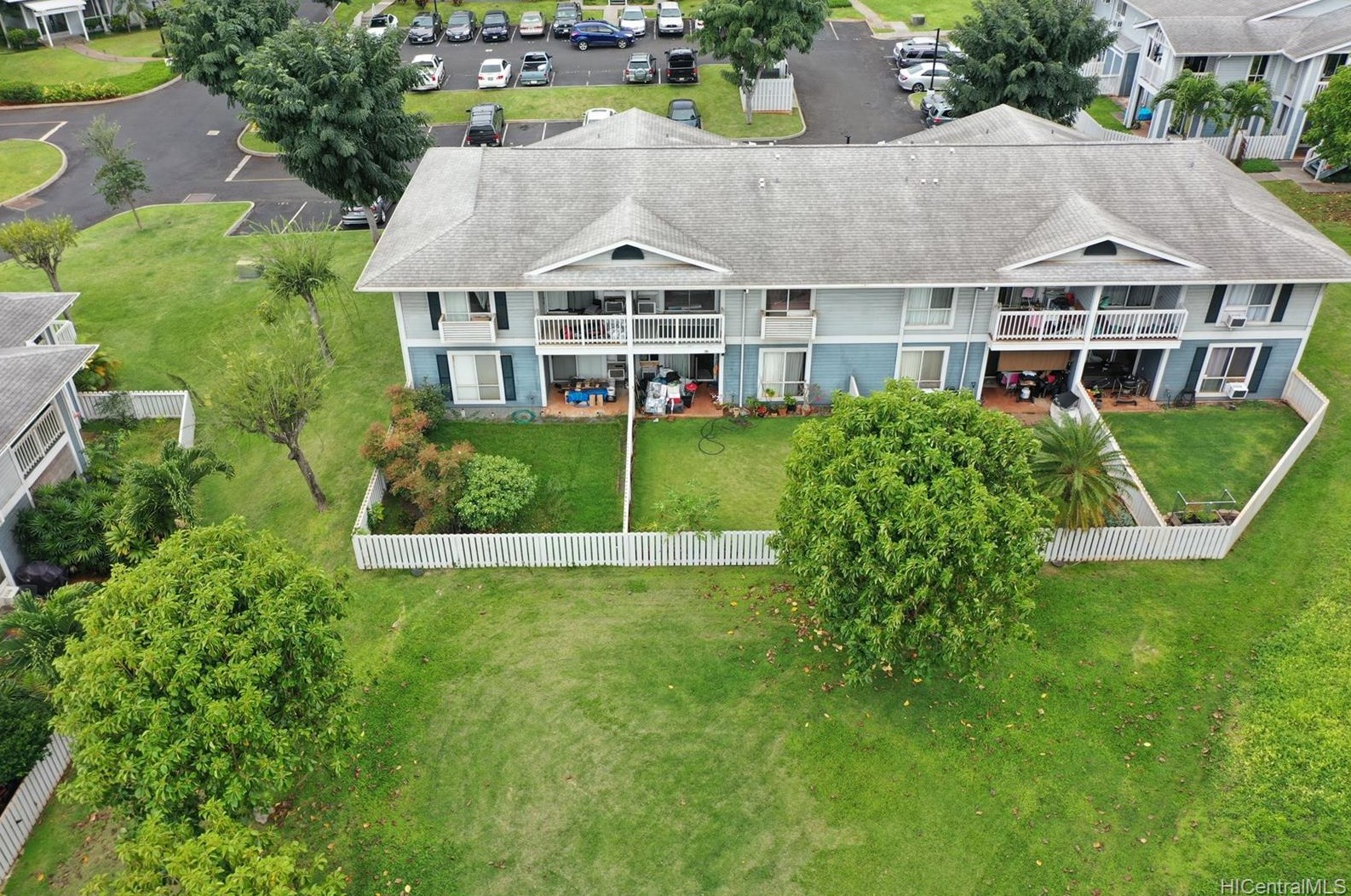 94-820 Lumiauau St #h202, Waipahu, HI 96797