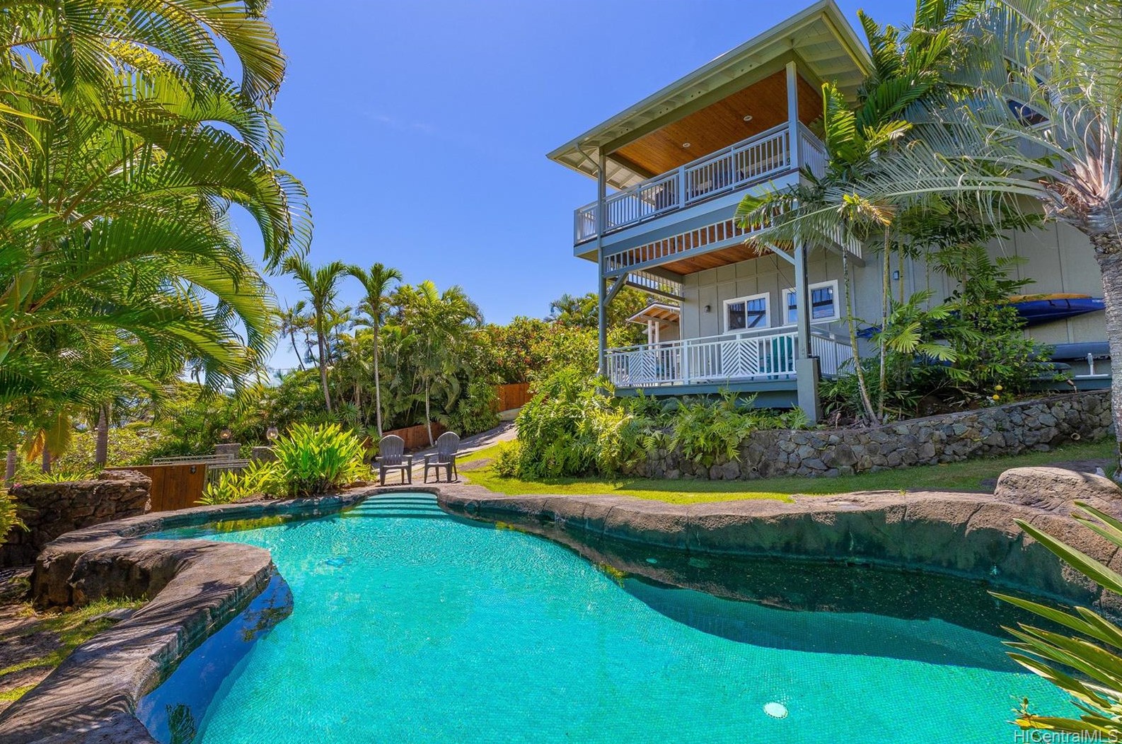 211 Poopoo Pl, Kailua, HI 96734-3264