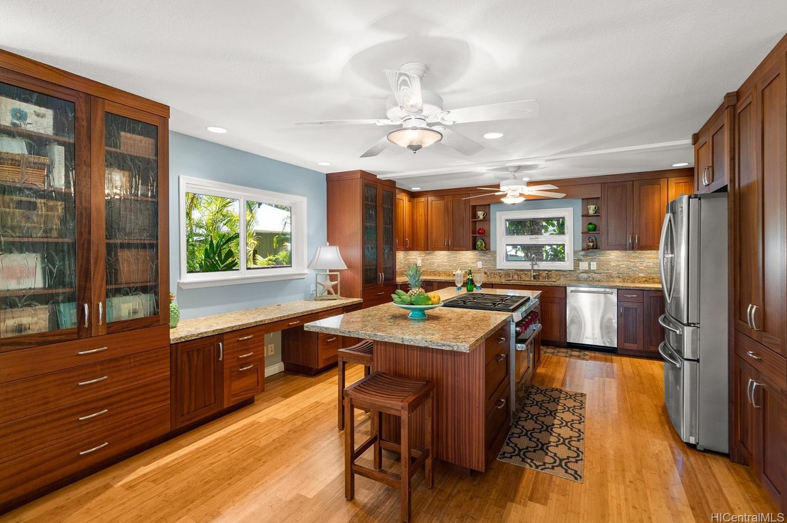 309 Kihapai St #d, Kailua, HI 96734