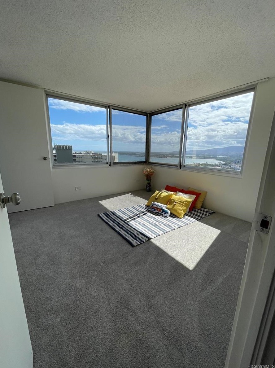 98-288 Kaonohi St #3501, Aiea, HI 96701