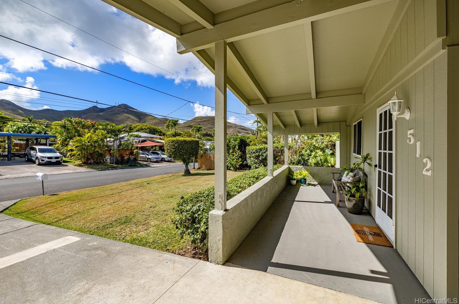 512 Ilimano St, Kailua HI  96734-1829 exterior