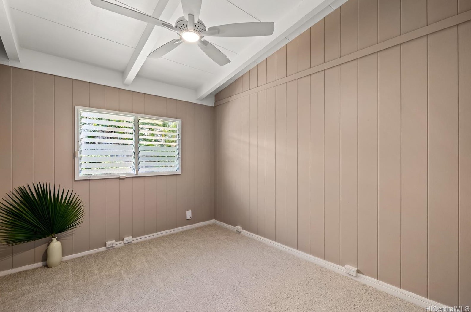 512 Ilimano St, Kailua HI  96734-1829 exterior