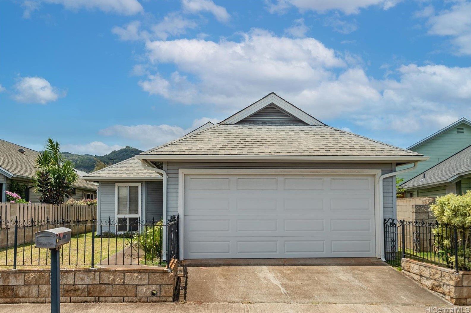 92-1084 Kakoo Pl, Kapolei, HI 96707