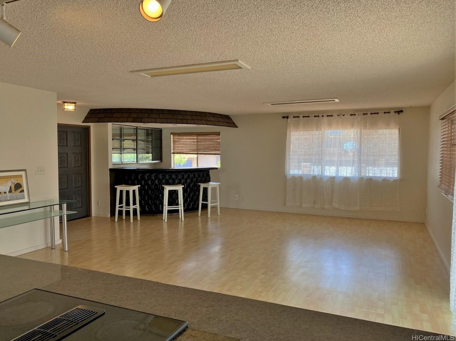 921307 Hunekai St, Kapolei, HI 96707