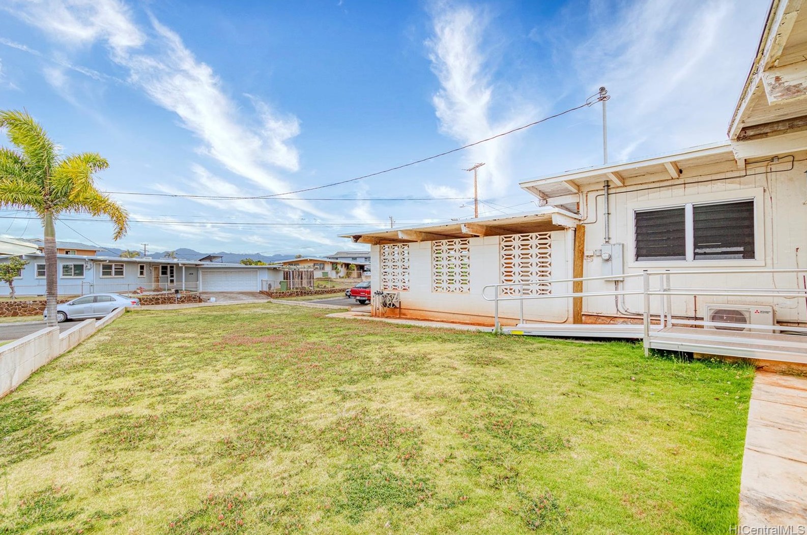 1675 Hookani St, Pearl City, HI 96782-2223