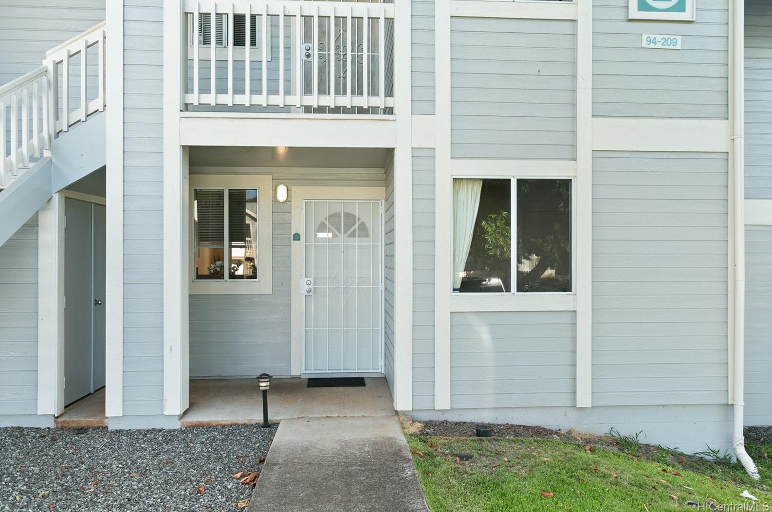 94-209 Paioa Pl #l102, Waipahu, HI 96797