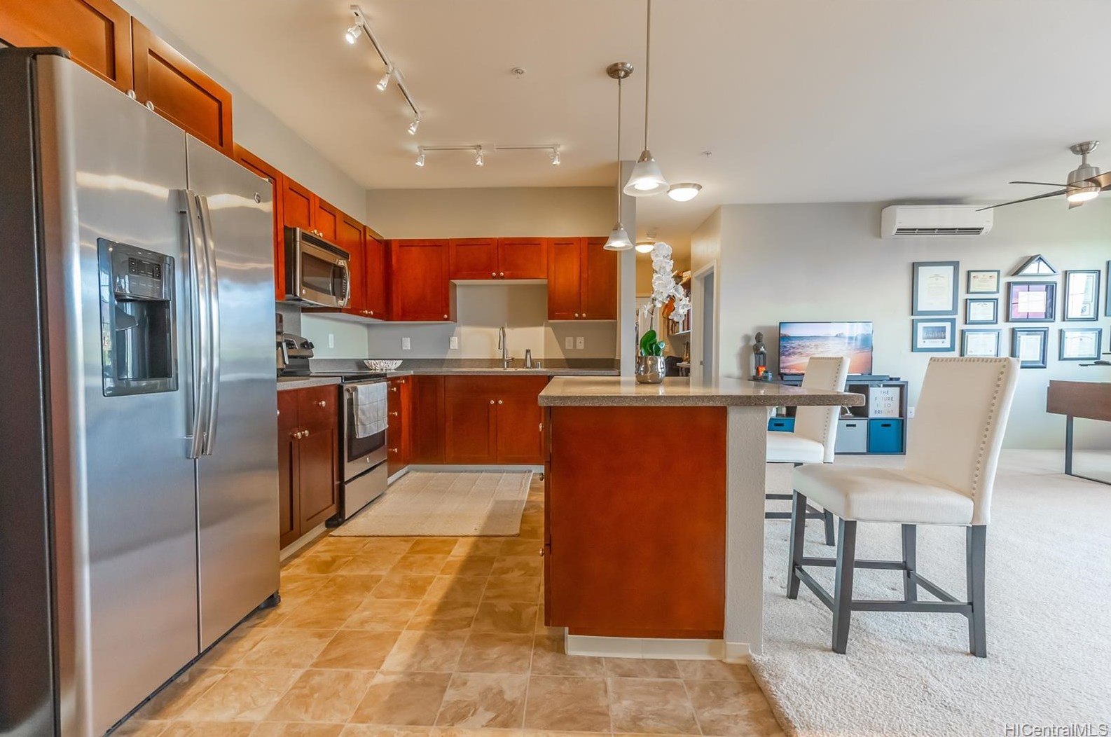 1020 Kakala St #822, Kapolei, HI 96707