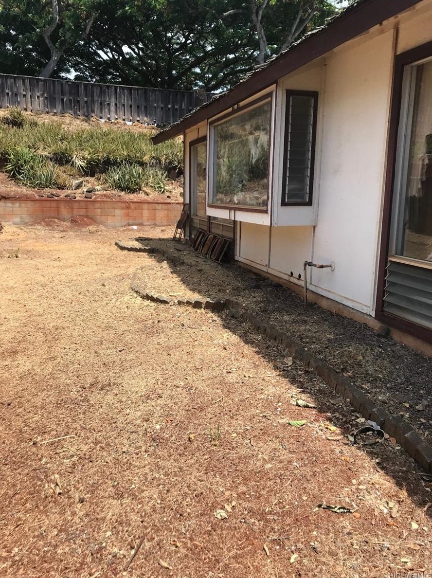 94-828 Penakii Way, Waipahu, HI 96797