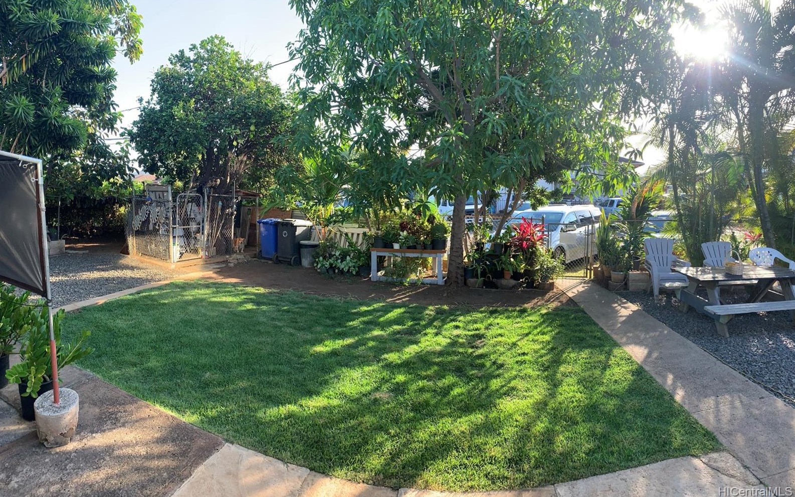 94179 Awamoku St, Waipahu, HI 96797-3242