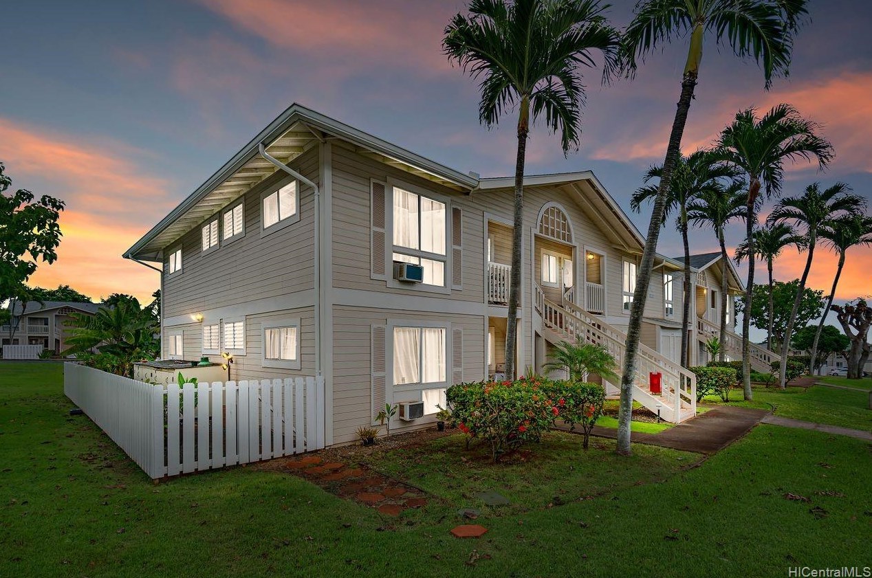 94-622 Lumiaina St #k104, Waipahu, HI 96797