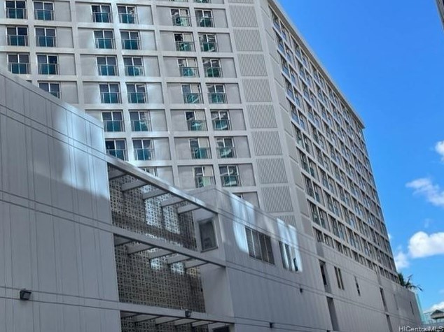 410 Atkinson Dr #840, Honolulu, HI 96814