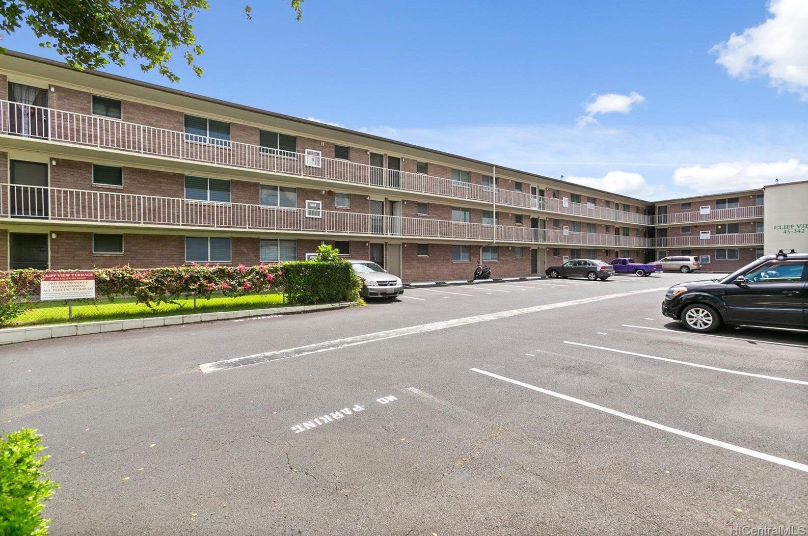 45342 Lilipuna Rd #209, Kaneohe, HI 96744