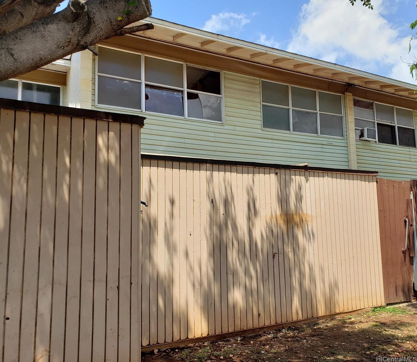 85-200 Ala Hema St #b, Nanakuli, HI 96792