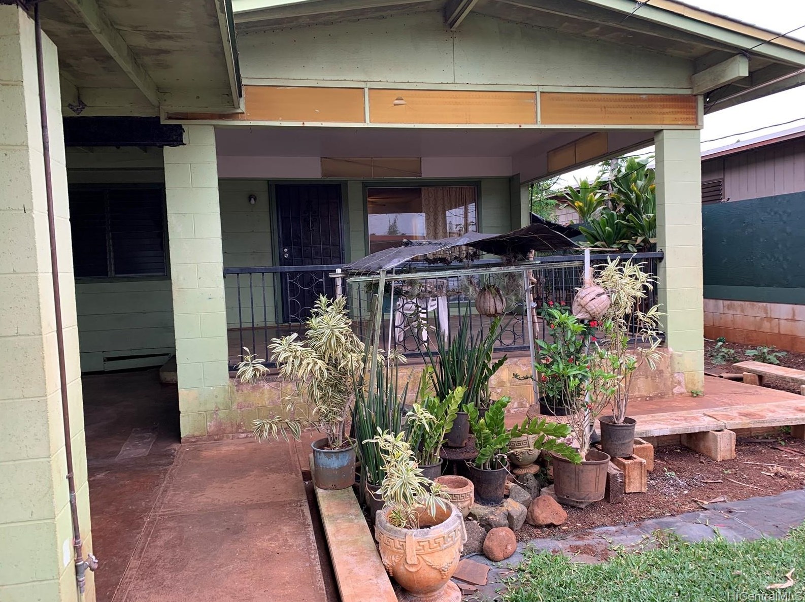 67232 Kaui St, Waialua, HI 96791
