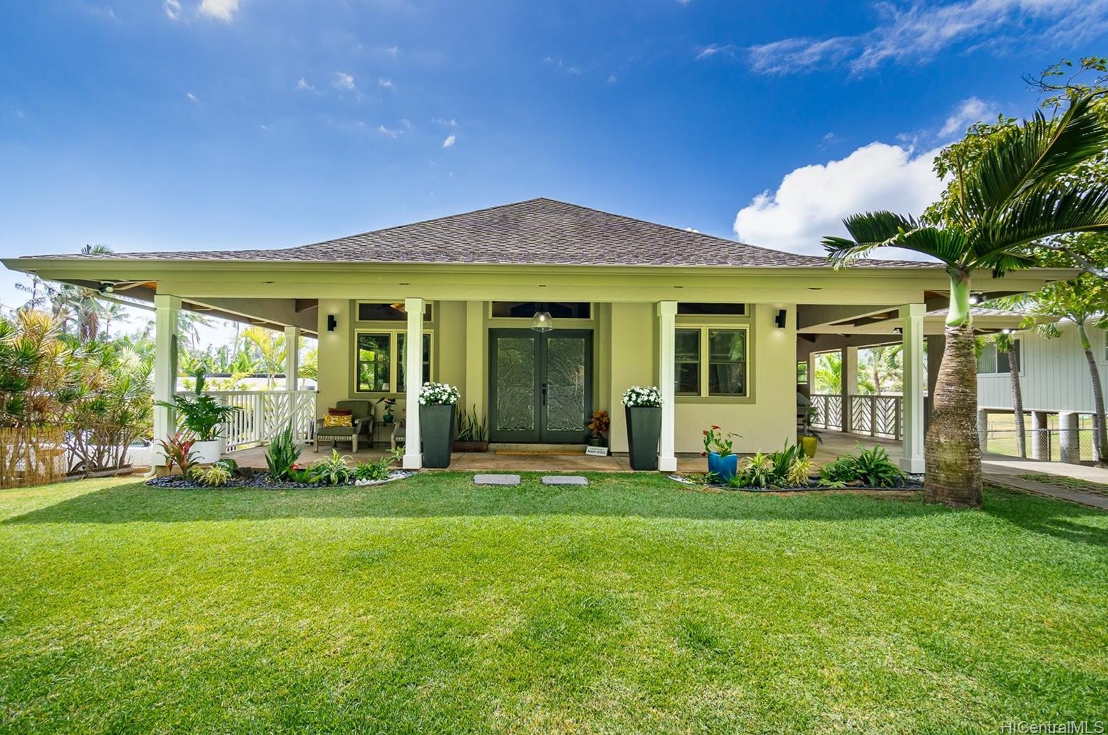 41-22 Aloiloi St, Waimanalo, HI 96795