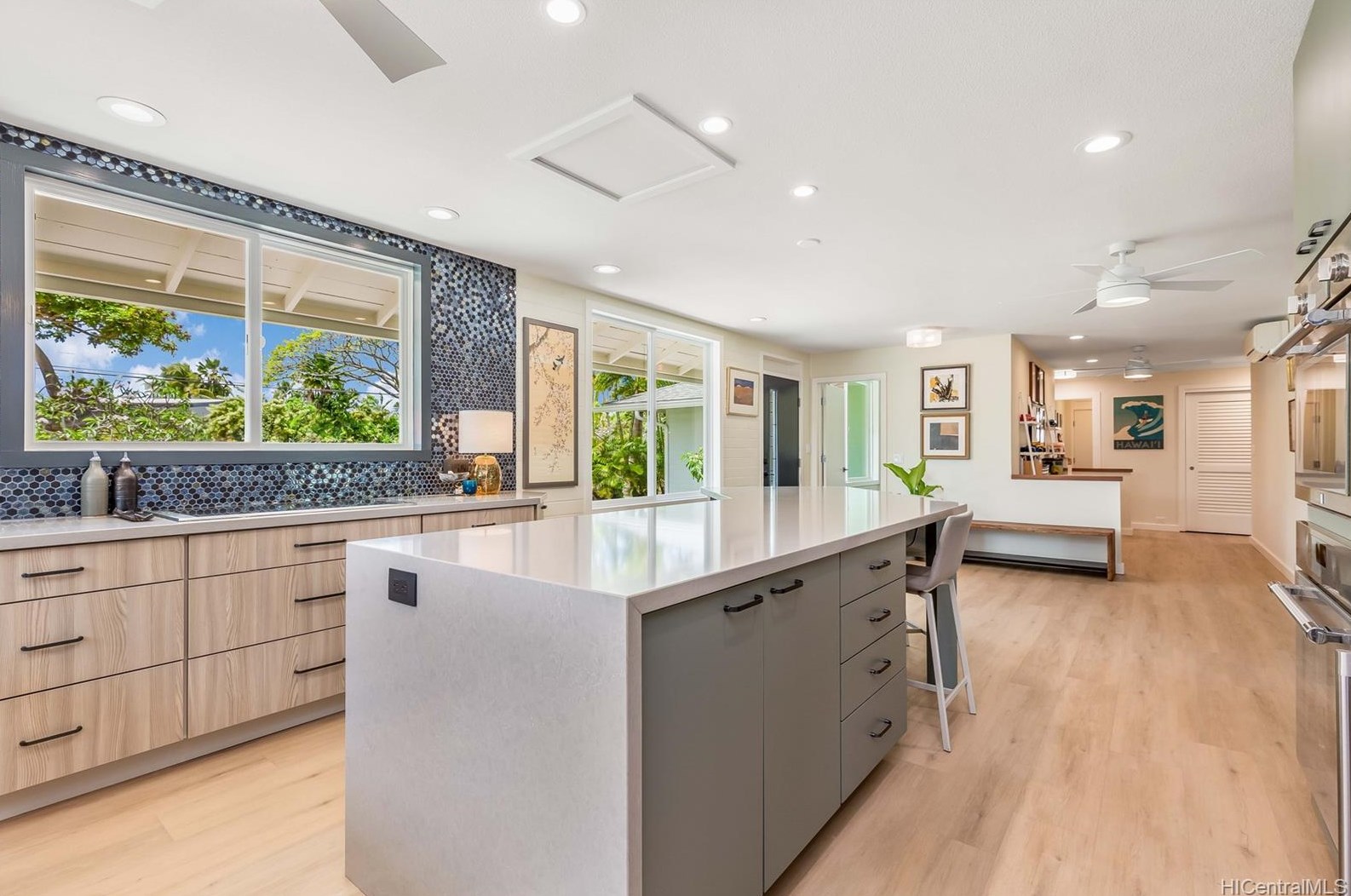 155 Kuupua St, Kailua HI  96734-2736 exterior