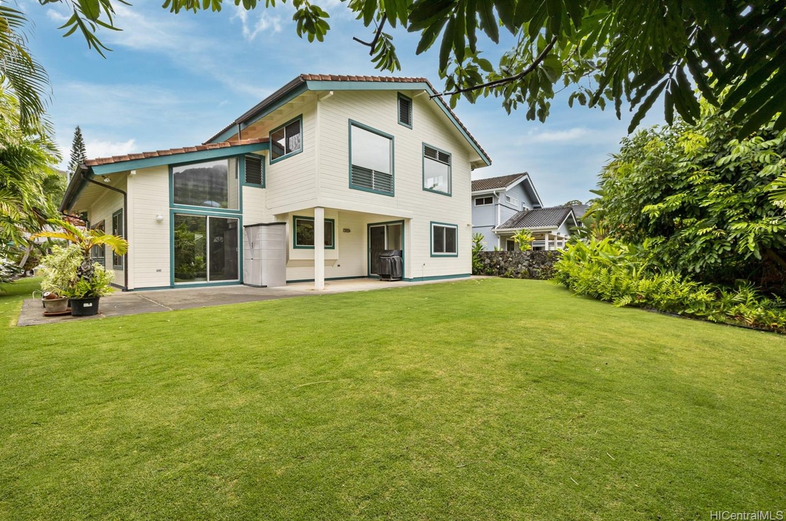 1656 Paukiki St, Kailua, HI 96734