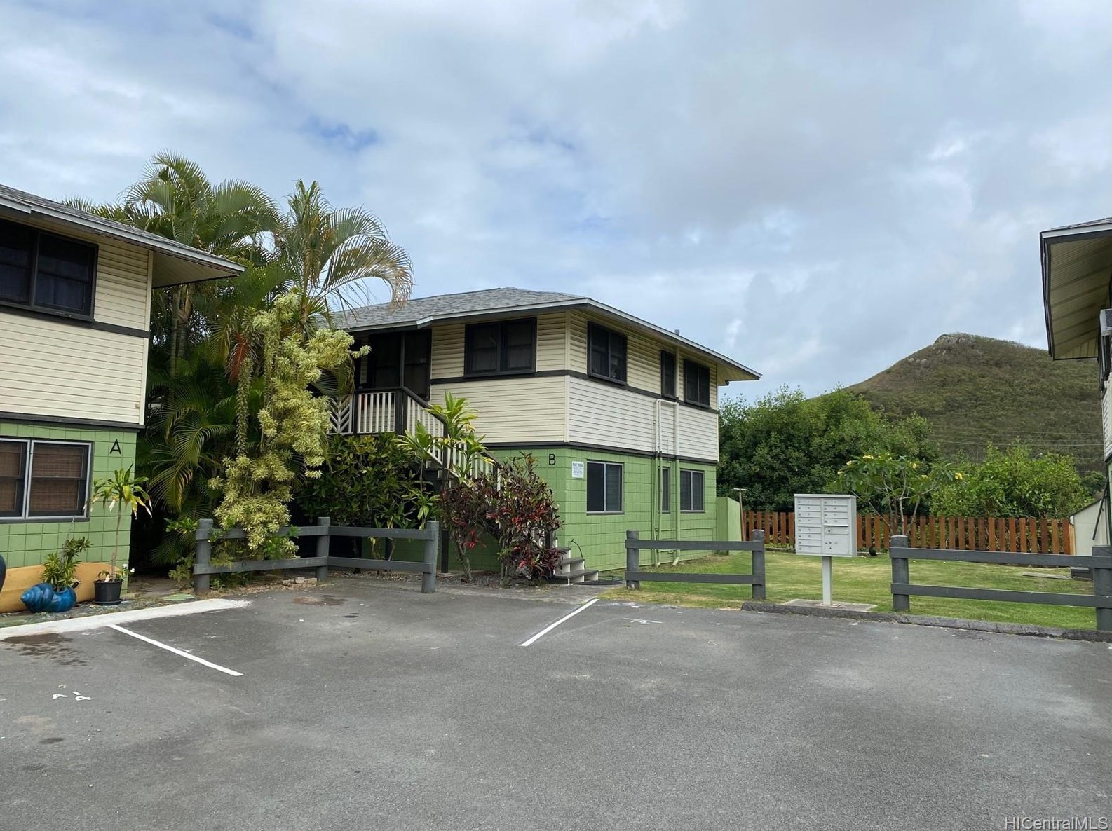 725 Kihapai Pl #b1, Kailua, HI 96734