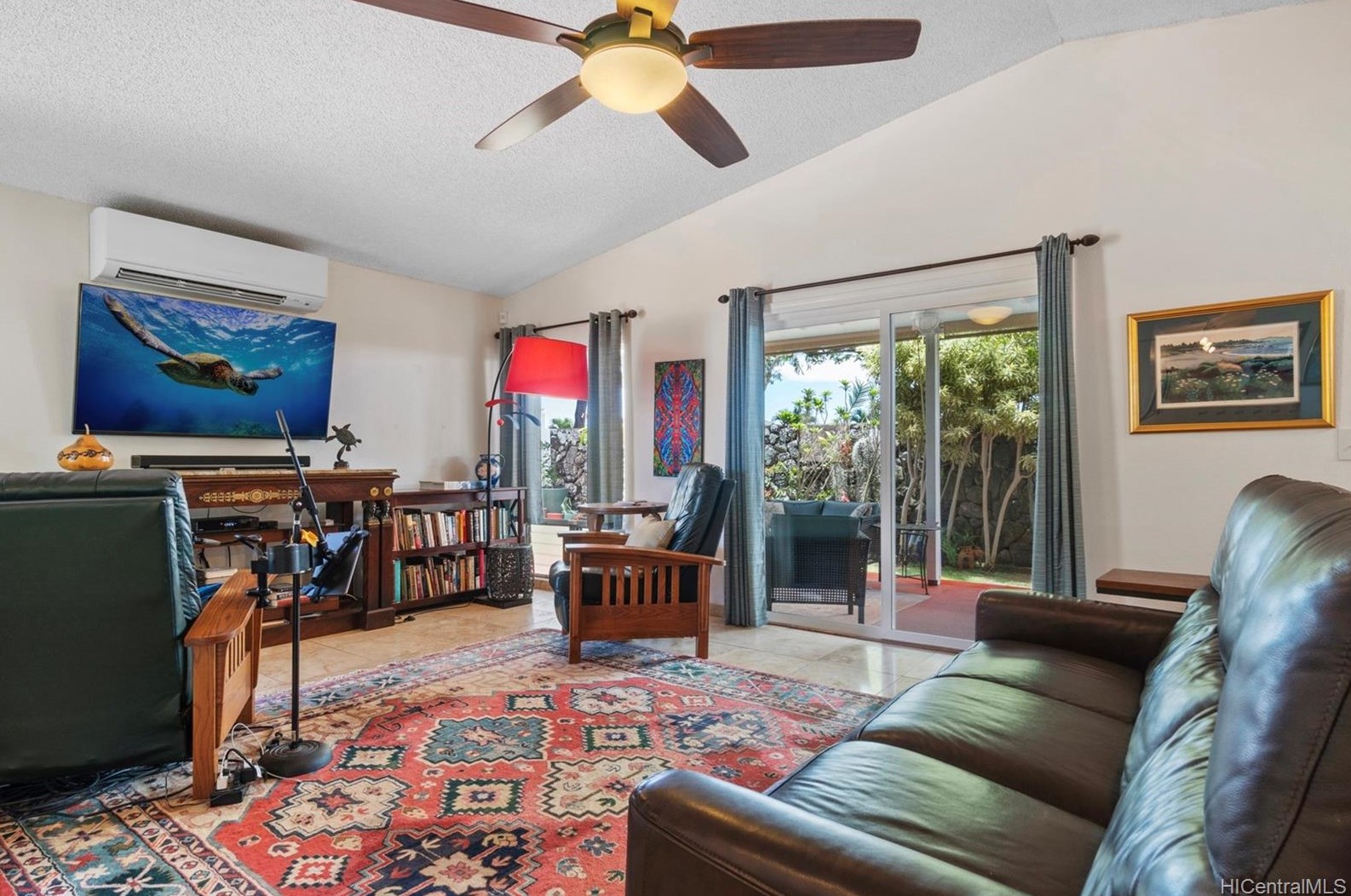 94-1057 Poe Pl, Waipahu, HI 96797-4045