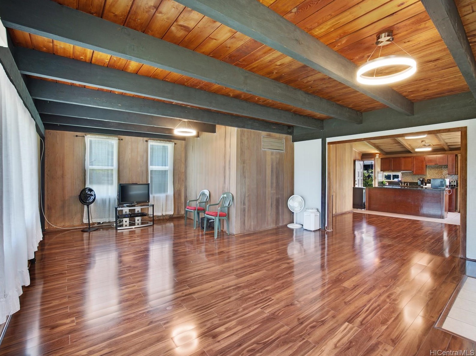 2364 Apoepoe St, Pearl City, HI 96782