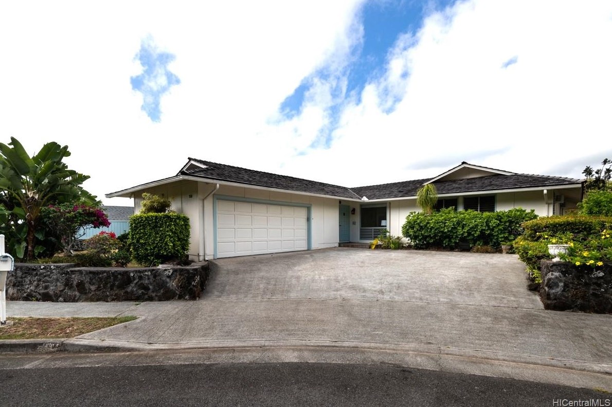 158 Akiohala Pl, Kailua, HI 96734