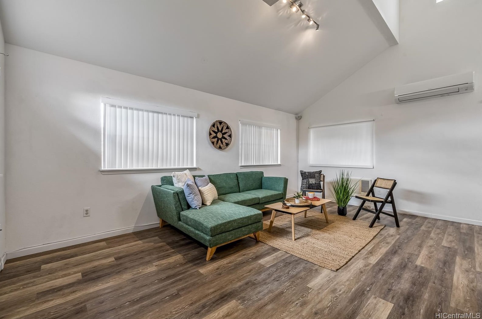 94-208 Iokoo Pl #88, Waipahu, HI 96797