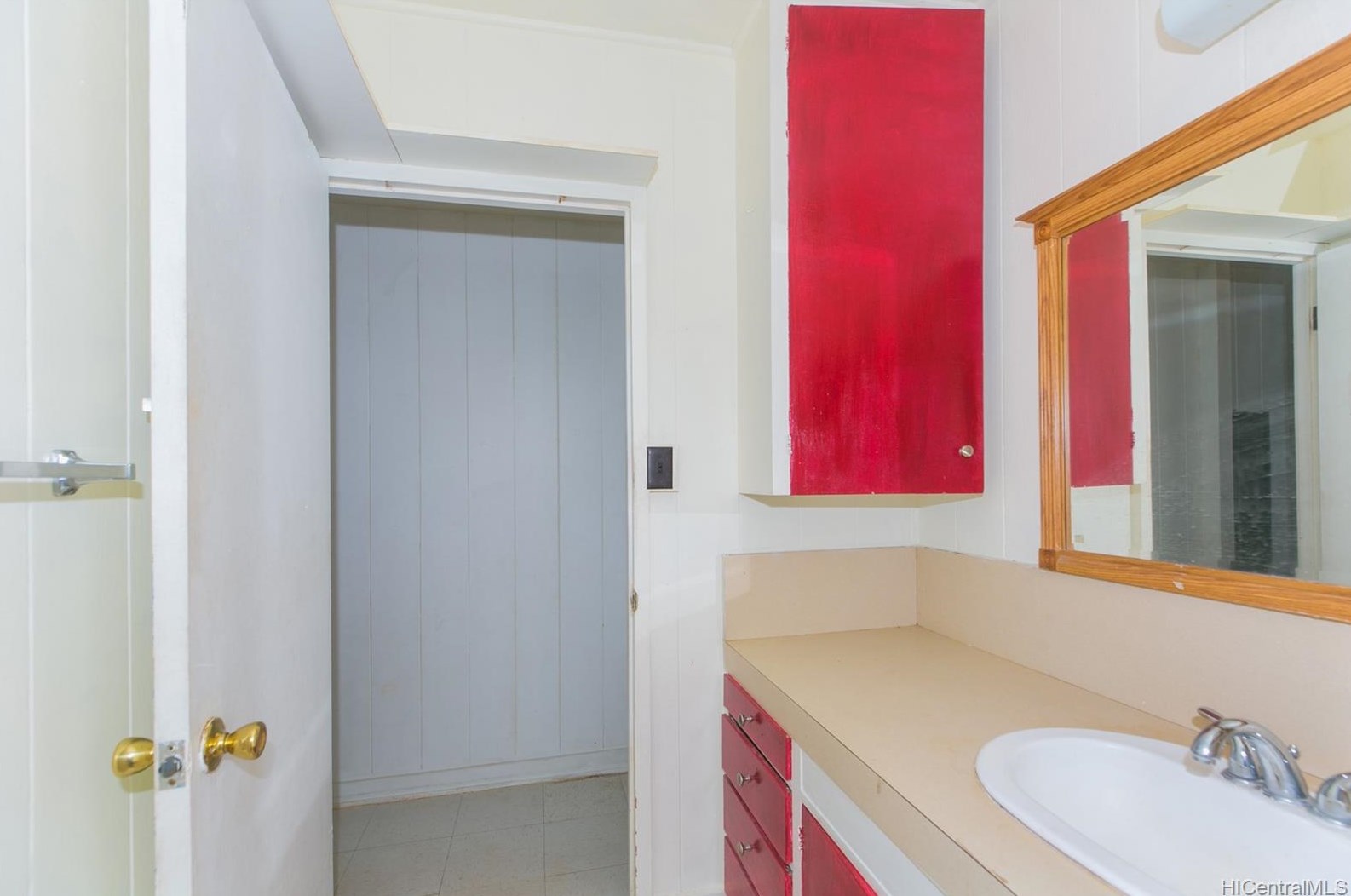 279 Valley Ave, Wahiawa HI  96786-2427 exterior